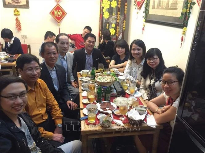 Kiều bào tại Đức hơn 10 năm dành nhà miễn phí cho con em chiến sĩ Trường Sa Kiều bào tại Đức hơn 10 năm dành nhà miễn phí cho con em chiến sĩ Trường Sa