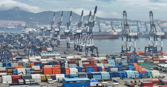 Kinh tế Trung Quốc tăng trưởng chậm nhất kể từ 2022