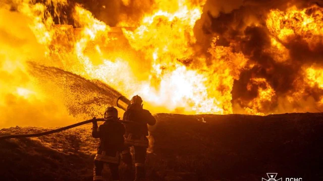 Kramatorsk nóng rực, Nga tuyên bố chỉ còn 7 km – Kiev nổ liên hoàn, một nước bất ngờ cử lực lượng đặc biệt tới Nga Kramatorsk nóng rực, Nga tuyên bố chỉ còn 7 km – Kiev nổ liên hoàn, một nước bất ngờ cử lực lượng đặc biệt tới Nga