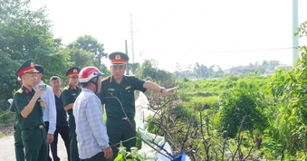 Lần tìm nơi an táng 64 liệt sĩ pháo cao xạ hy sinh trong trận bom năm 1966