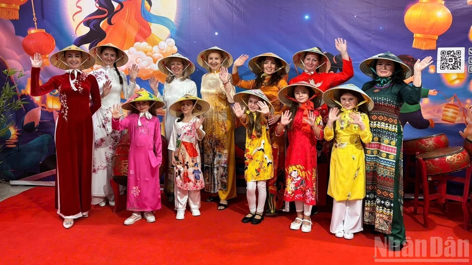 Lan tỏa hình ảnh văn hóa Việt Nam giữa lòng nước Nga Lan tỏa hình ảnh văn hóa Việt Nam giữa lòng nước Nga