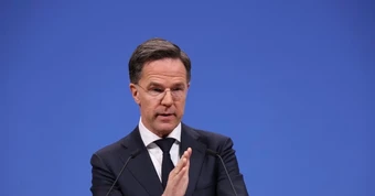 Lãnh đạo NATO Mark Rutte vội thăm Mỹ sau phát biểu ‘không phải bạn’ của Tổng thống Trump