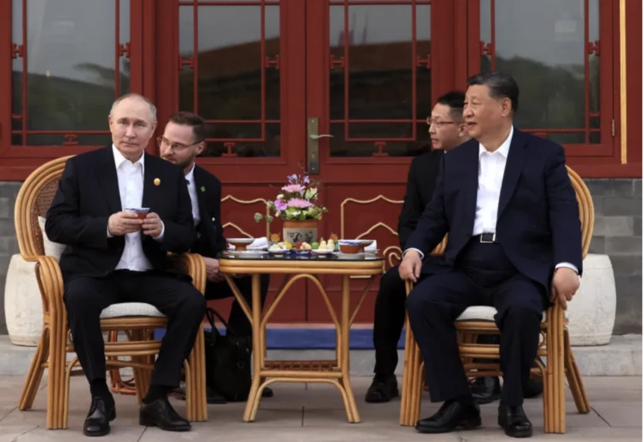 Lãnh đạo Trung Quốc và Nga nối lại 'ngoại giao trà đạo' tại Bắc Kinh Lãnh đạo Trung Quốc và Nga nối lại 'ngoại giao trà đạo' tại Bắc Kinh