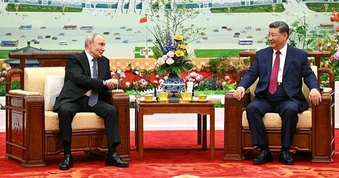 Lãnh đạo Trung Quốc và Nga trà đàm, thảo luận những vấn đề quan trọng nhất
