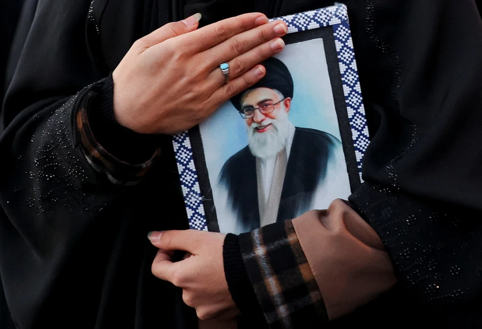 Lãnh tụ Tối cao Iran bị sát hại: Cuộc họp định mệnh và tình báo phút chót Lãnh tụ Tối cao Iran bị sát hại: Cuộc họp định mệnh và tình báo phút chót