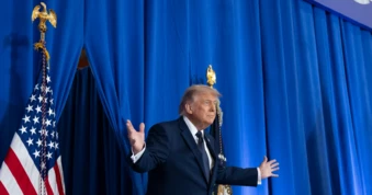 Lãnh tụ Tối cao Iran có thông điệp mới; Ông Trump phản ứng gắt sau khi Hạ viện thông qua dự luật về quyền hạn chiến tranh