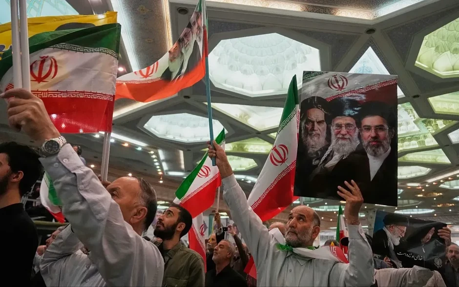 Lãnh tụ tối cao Iran đưa ra thông điệp cứng rắn với Mỹ Lãnh tụ tối cao Iran đưa ra thông điệp cứng rắn với Mỹ