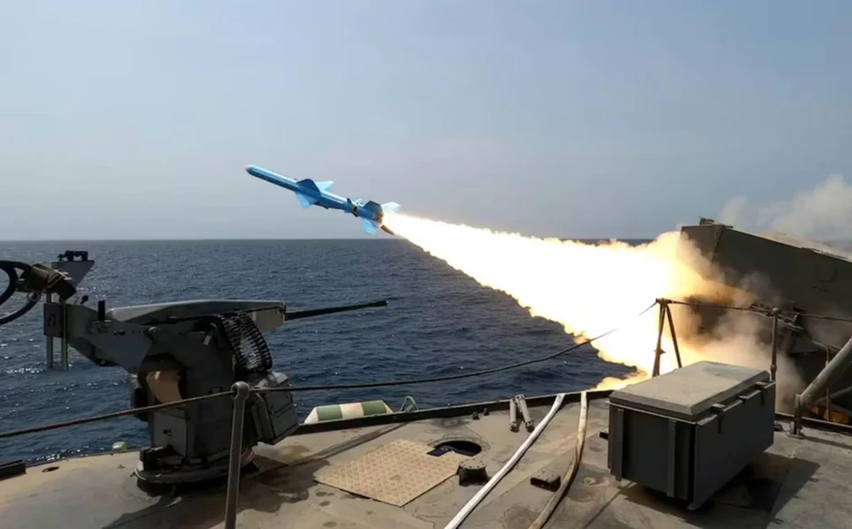 Lãnh tụ Tối cao Iran ra thông điệp; IRGC cảnh báo tấn công 'không thể tưởng tượng'; Bộ trưởng Pakistan đến Iran Lãnh tụ Tối cao Iran ra thông điệp; IRGC cảnh báo tấn công 'không thể tưởng tượng'; Bộ trưởng Pakistan đến Iran