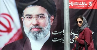 Lãnh tụ tối cao Iran ra thông điệp mới, Kuwait tố Tehran nã tên lửa tấn công