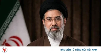 Lãnh tụ Tối cao Iran tuyên bố “chương mới” đang hình thành ở eo biển Hormuz