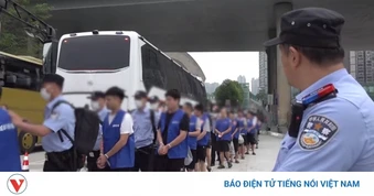 Lào giao gần 500 đối tượng lừa đảo qua mạng cho Trung Quốc