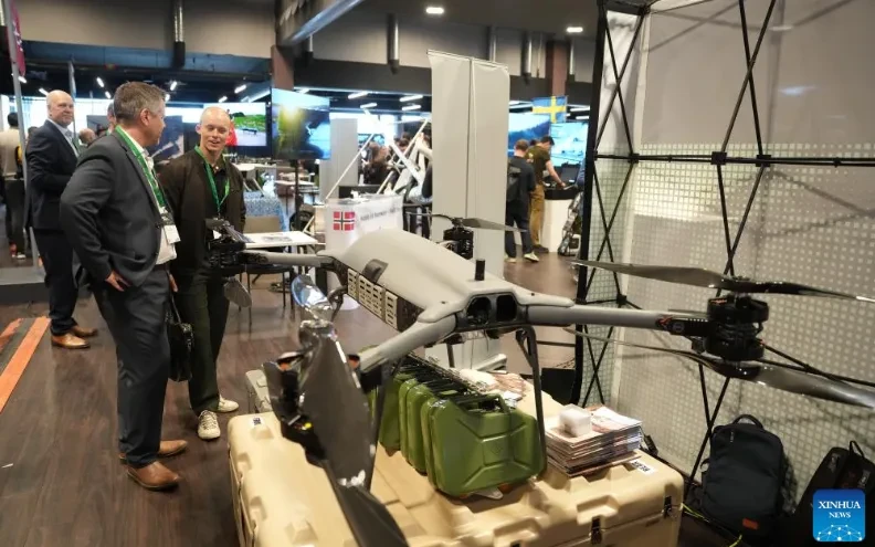 Latvia sẽ xây dựng nhà máy sản xuất UAV chung với Ukraine Latvia sẽ xây dựng nhà máy sản xuất UAV chung với Ukraine