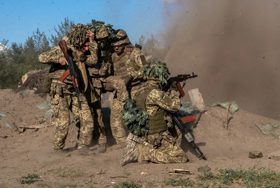 Leo thang xung đột giữa Nga và Ukraine Leo thang xung đột giữa Nga và Ukraine