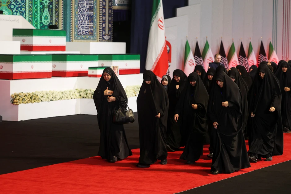 Linh cữu cố Lãnh tụ Tối cao đặt tại thủ đô, Iran chuẩn bị quốc tang lịch sử Linh cữu cố Lãnh tụ Tối cao đặt tại thủ đô, Iran chuẩn bị quốc tang lịch sử