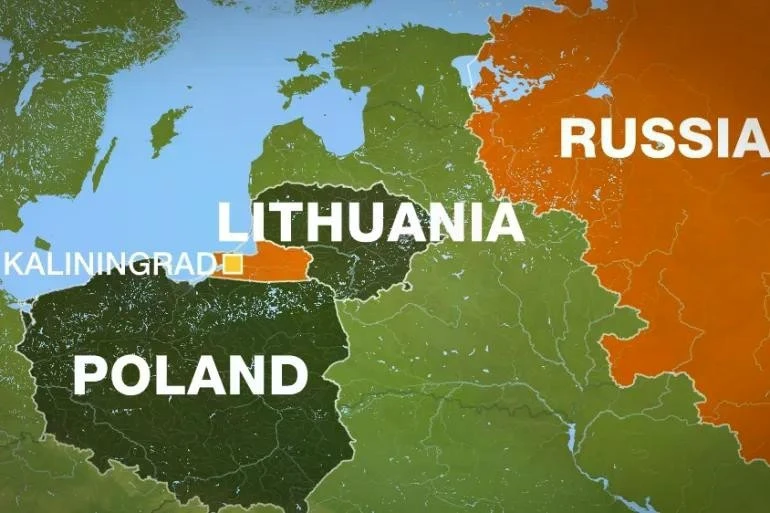 Loạt tiêm kích và máy bay ném bom Nga diễn tập tấn công 'sở chỉ huy đối phương' gần Kaliningrad Loạt tiêm kích và máy bay ném bom Nga diễn tập tấn công 'sở chỉ huy đối phương' gần Kaliningrad