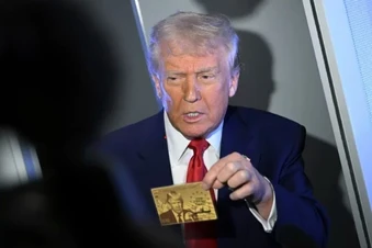Luật sư của Đệ nhất phu nhân Mỹ ‘chê’ visa thẻ vàng của Tổng thống Trump