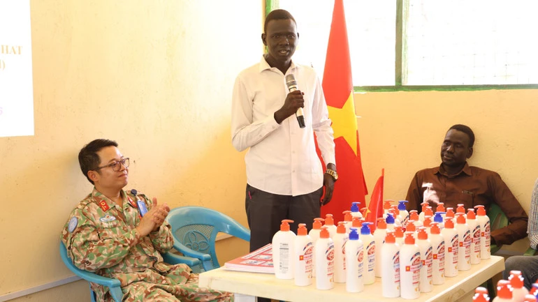 Lực lượng gìn giữ hòa bình Việt Nam triển khai hoạt động hỗ trợ y tế tại Nam Sudan