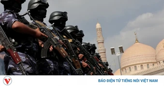 Lực lượng hải quân Yemen giao tranh với Houthi