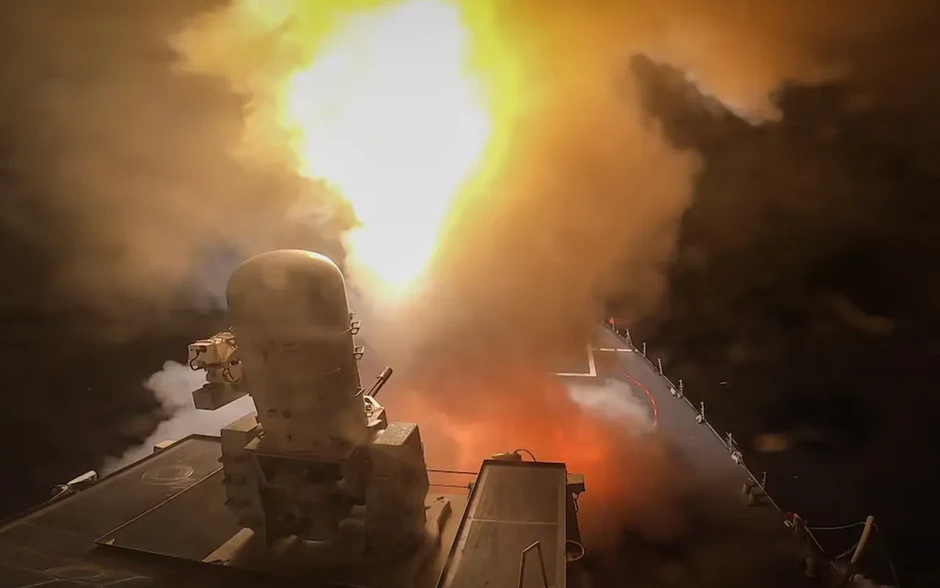 Lực lượng Houthi phóng tên lửa nhằm vào Israel trong đợt tấn công mới Lực lượng Houthi phóng tên lửa nhằm vào Israel trong đợt tấn công mới