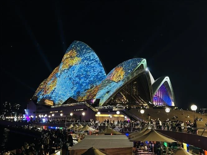 Lung linh sắc màu lễ hội ánh sáng Vivid Sydney 2026 Lung linh sắc màu lễ hội ánh sáng Vivid Sydney 2026