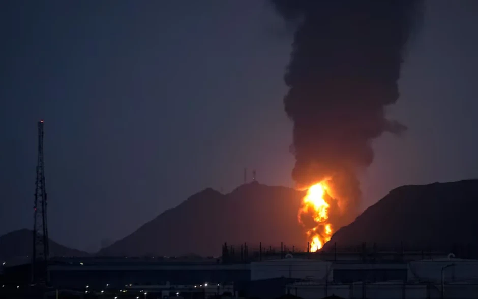 Lý do Iran tập trung tấn công UAE nhiều nhất Lý do Iran tập trung tấn công UAE nhiều nhất