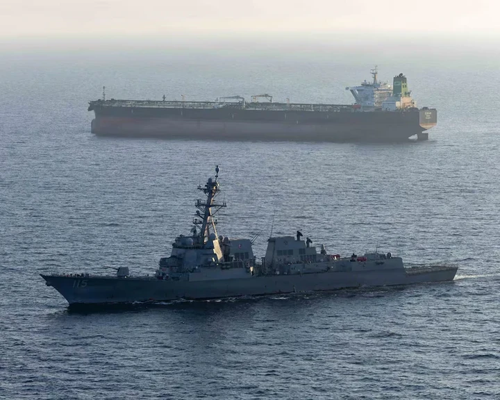 Lý do Iran tung chiến thuật mới, khiến Mỹ khó hạ giá dầu trước bầu cử Lý do Iran tung chiến thuật mới, khiến Mỹ khó hạ giá dầu trước bầu cử