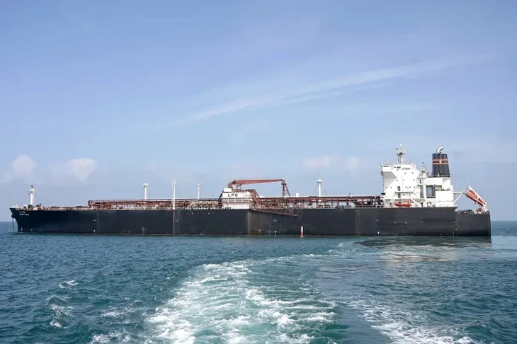 Lý do không thể dùng đường ống dẫn dầu thay thế đường biển qua Hormuz Lý do không thể dùng đường ống dẫn dầu thay thế đường biển qua Hormuz