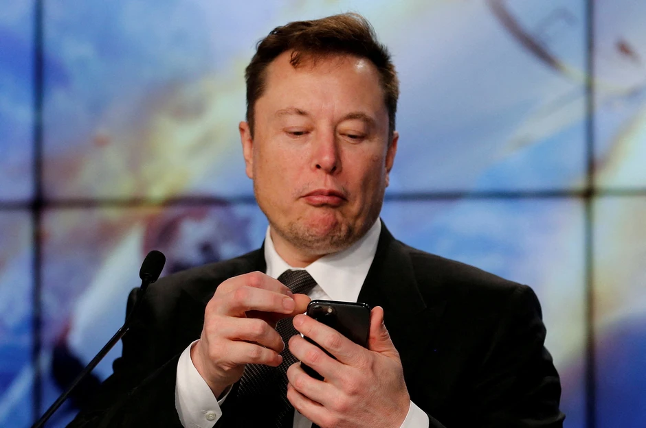 Lý do tỷ phú Elon Musk hạn chế Ukraine sử dụng Starlink Lý do tỷ phú Elon Musk hạn chế Ukraine sử dụng Starlink