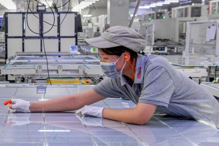 Mỹ áp thuế 15% với vật liệu sản xuất chip và pin mặt trời Mỹ áp thuế 15% với vật liệu sản xuất chip và pin mặt trời