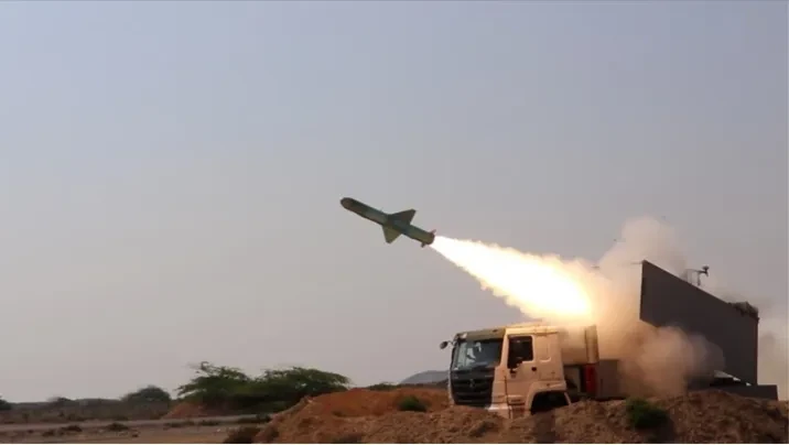 Mỹ bắn hạ UAV Iran đe dọa tàu thuyền qua eo biển Hormuz Mỹ bắn hạ UAV Iran đe dọa tàu thuyền qua eo biển Hormuz