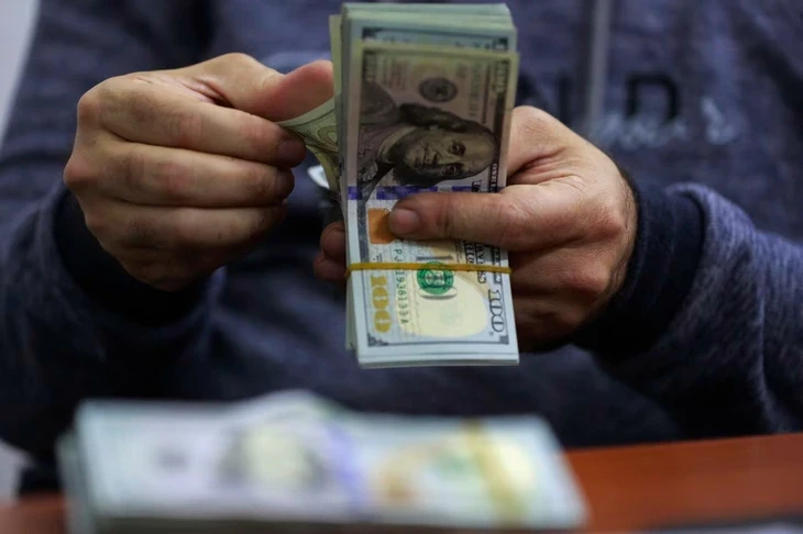 Mỹ chặn chuyến bay chở 500 triệu USD tiền mặt về Iraq để gây sức ép Mỹ chặn chuyến bay chở 500 triệu USD tiền mặt về Iraq để gây sức ép