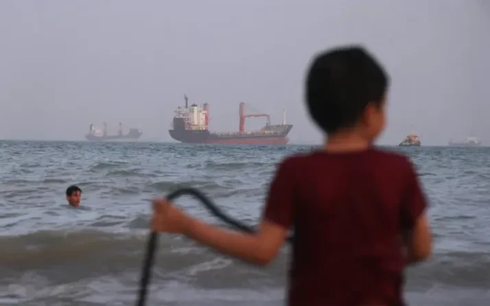 Mỹ chặn đứng vụ Iran tấn công ba tàu hải quân ở eo biển Hormuz
