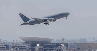 Mỹ đưa hàng chục máy bay tiếp dầu đến Israel, sắp tập kích lớn vào Iran?