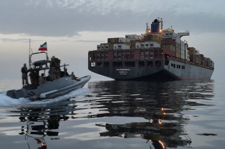 Mỹ duy trì phong tỏa hải quân với Iran Mỹ duy trì phong tỏa hải quân với Iran