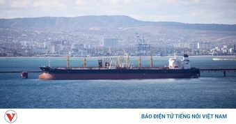 Mỹ gia hạn miễn trừ cho phép các nước mua dầu của Nga