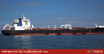 Mỹ không gia hạn miễn trừng phạt đối với dầu mỏ Iran và Nga