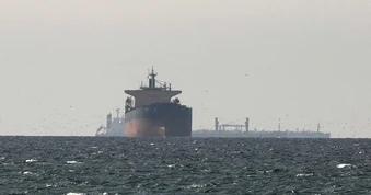 Mỹ không kích nhiều mục tiêu tại Iran sau vụ tàu thương mại bị tấn công ở eo biển Hormuz