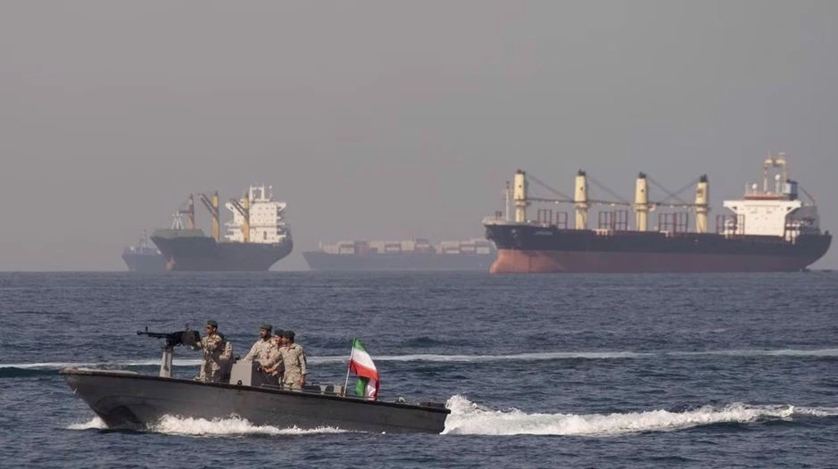 Mỹ lập liên minh khơi thông eo biển Hormuz, Iran cảnh báo cứng rắn Mỹ lập liên minh khơi thông eo biển Hormuz, Iran cảnh báo cứng rắn