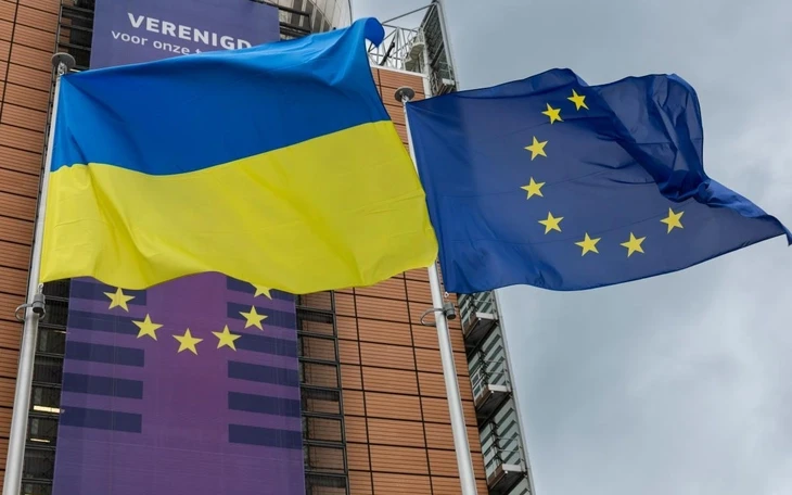 Mỹ muốn buông, Anh nhảy vào cùng EU hỗ trợ Ukraine Mỹ muốn buông, Anh nhảy vào cùng EU hỗ trợ Ukraine