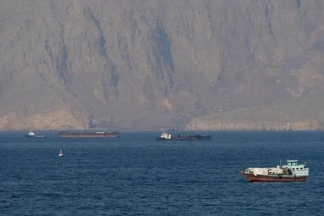 Mỹ nối lại trừng phạt Iran, Tehran cảnh báo Mỹ nối lại trừng phạt Iran, Tehran cảnh báo
