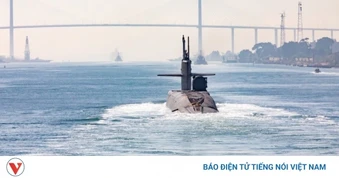 Mỹ phô diễn tàu ngầm hạt nhân, Iran triển khai “lá chắn vô hình” tại Hormuz