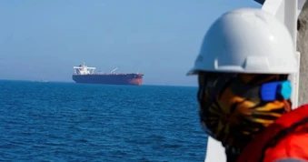 Mỹ phong tỏa các cảng Iran, 21 tàu phải quay đầu