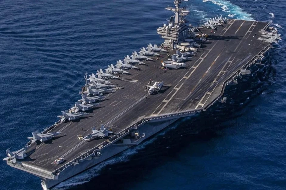 Mỹ sắp điều tàu sân bay thứ 3 đến Trung Đông sau “tối hậu thư” cho Iran Mỹ sắp điều tàu sân bay thứ 3 đến Trung Đông sau “tối hậu thư” cho Iran