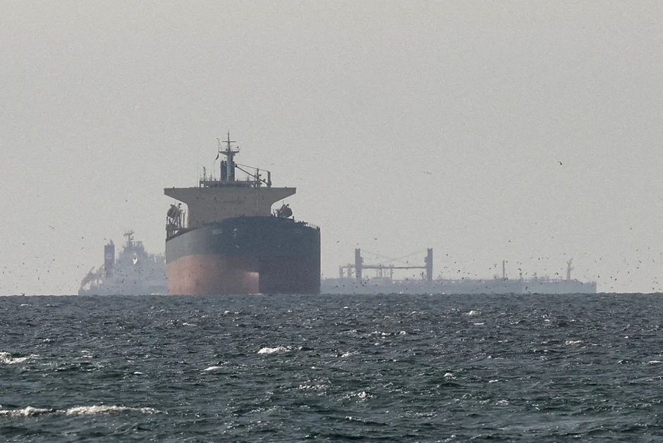 Mỹ sẽ phong tỏa eo biển Hormuz như thế nào?