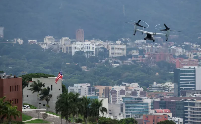 Mỹ tập trận quân sự trên không phận thủ đô của Venezuela Mỹ tập trận quân sự trên không phận thủ đô của Venezuela