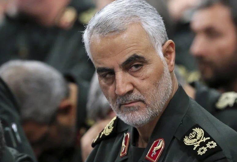 Mỹ thu hồi thẻ xanh, tạm giữ người thân của cố tướng Iran Soleimani Mỹ thu hồi thẻ xanh, tạm giữ người thân của cố tướng Iran Soleimani
