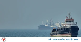 Mỹ tuyên bố tấn công tự vệ, nhằm vào bệ phóng tên lửa và tàu Iran gần Hormuz