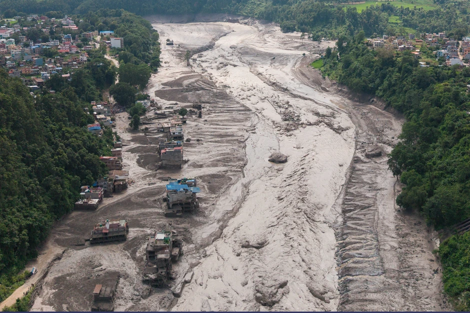 Màn tháo chạy nghẹt thở trong thảm họa lũ quét biên giới Nepal - Trung Quốc Màn tháo chạy nghẹt thở trong thảm họa lũ quét biên giới Nepal - Trung Quốc