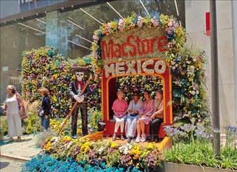 Mexico biến trung tâm thủ đô thành 'bảo tàng hoa' khổng lồ