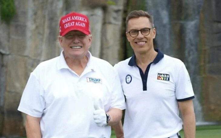 Mới khẳng định đang thắng nên không ngừng bắn, ông Trump lại 'cân nhắc thu hẹp chiến sự' Mới khẳng định đang thắng nên không ngừng bắn, ông Trump lại 'cân nhắc thu hẹp chiến sự'